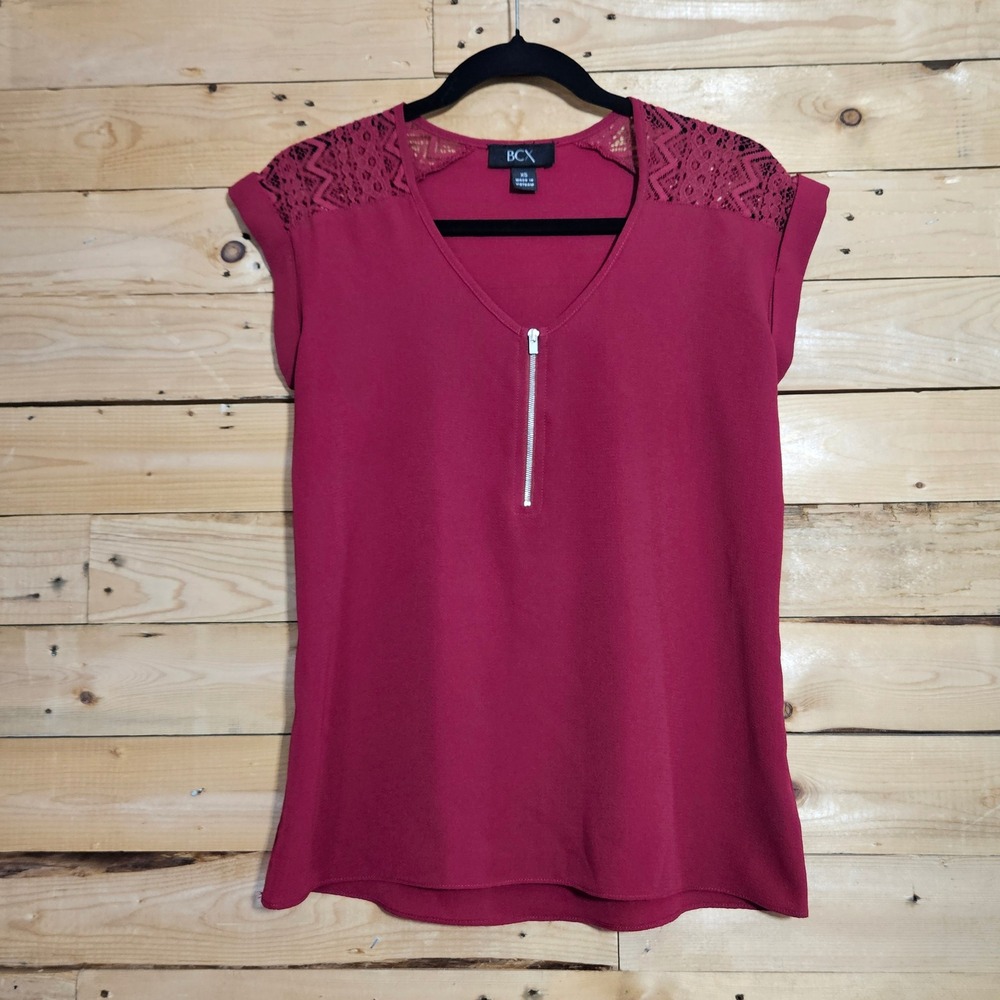 BCX Womens Wine Red Lace Shoulder Half Zip Cap Sleeve Blouse XS